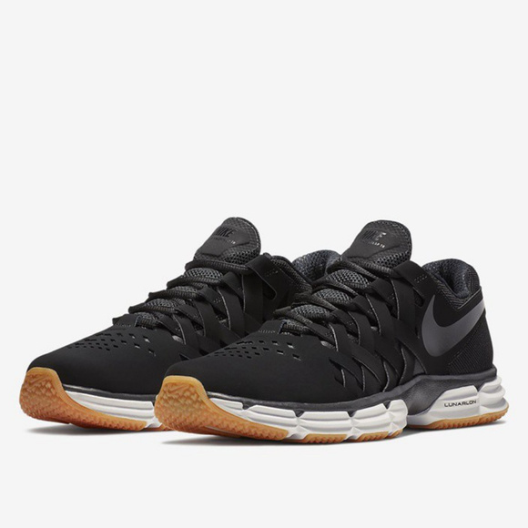 Nike Other - NIKE Men's Lunar Fingertrap Training Shoes